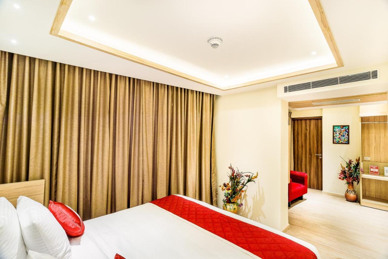 Hotel Jagadish International-Sankey Road バンガロール エクステリア 写真